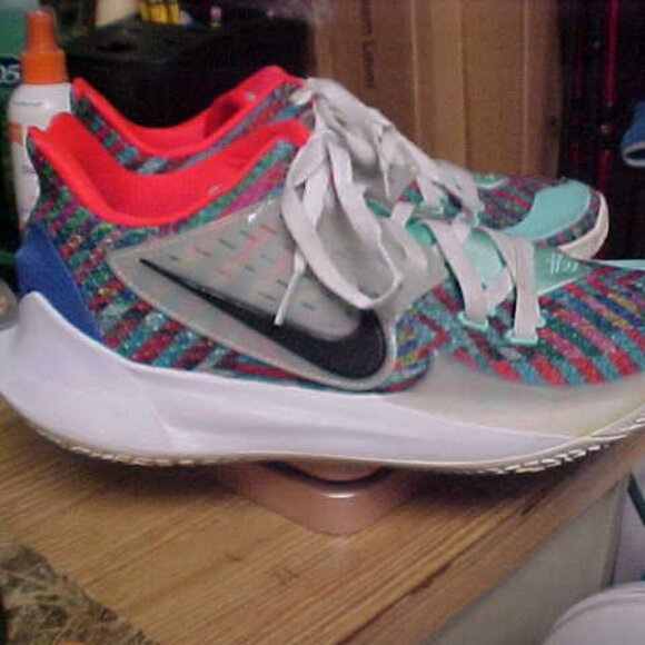 Nike Kyrie Low 2 'Multi-Color' AV6337-400 - Picture 1 of 9